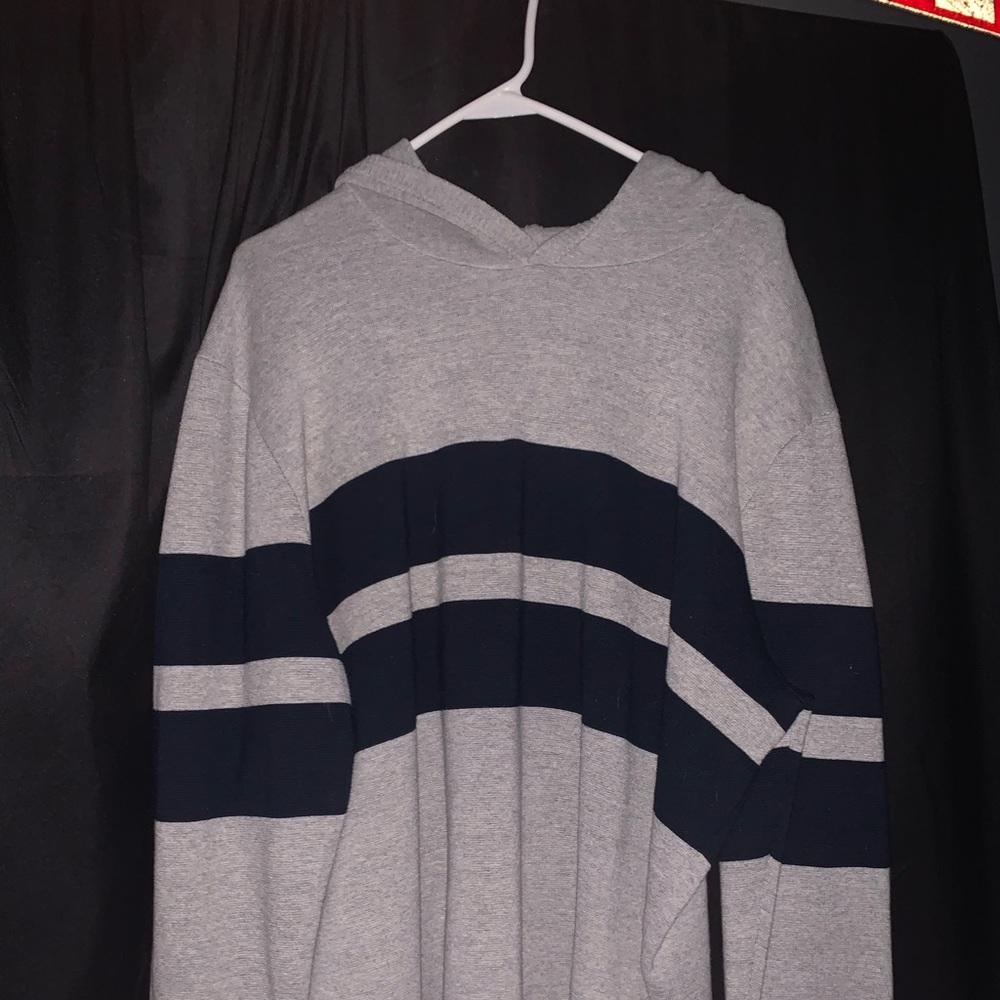 Men’s hooded sweater